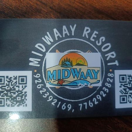 Midwaay Resort Patratu Extérieur photo